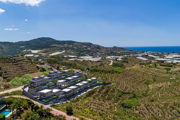 فيلا 3+1 مع مسبح خاص في منطقة كارجيجاك