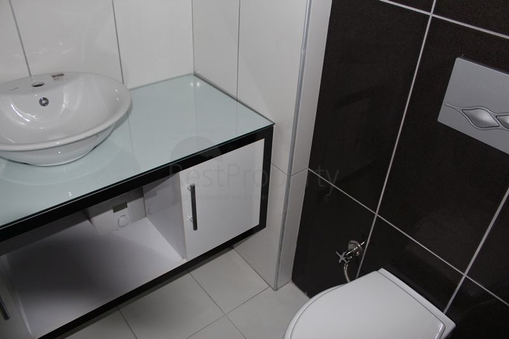 شقق بتصاميم مختلفة ضمن مجمع حديث في افسلار 