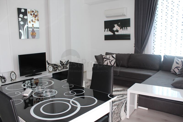 شقق بتصاميم مختلفة ضمن مجمع حديث في افسلار 