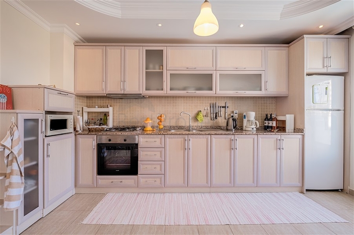 شقة مفروشة 2 + 1 في أحد مجمعات سيكجيلي السكنية