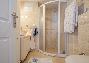 شقة مفروشة 2 + 1 في أحد مجمعات سيكجيلي السكنية