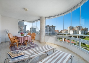 شقة مفروشة 2 + 1 في أحد مجمعات سيكجيلي السكنية