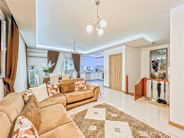 بنتهاوس 2+1 في منطقة محمودلار