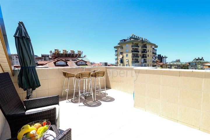 3 + 2 شقة مخطط الطابق في المنطقة الوسطى من ألانيا