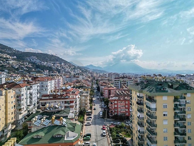 3 + 2 شقة مخطط الطابق في المنطقة الوسطى من ألانيا