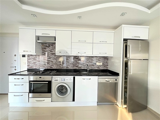 1 + 1 شقة مفروشة 250 متر من البحر