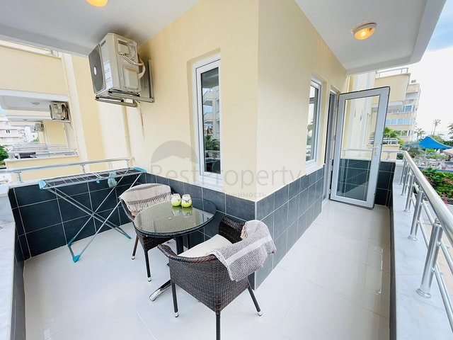 شقة 100 متر من البحر مع تخطيط 1 + 1 في منطقة النخبة من أوبا