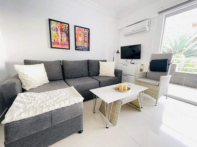 شقة 100 متر من البحر مع تخطيط 1 + 1 في منطقة النخبة من أوبا