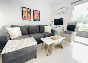 شقة 100 متر من البحر مع تخطيط 1 + 1 في منطقة النخبة من أوبا