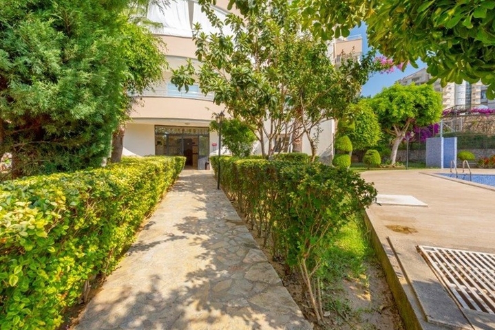 شقة مفروشة 2 + 1 في محمودلار