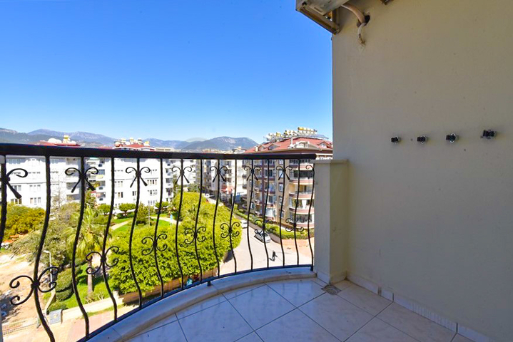 شقة 2 + 1 في منطقة أوبا