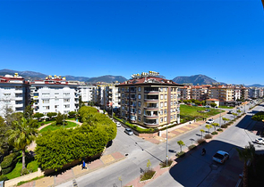 شقة 2 + 1 في منطقة أوبا