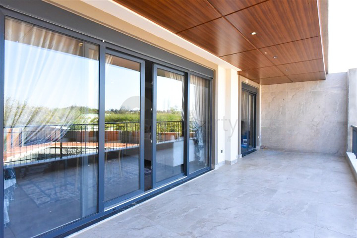 دوبلكس لعائلة كبيرة في منطقة أوبا