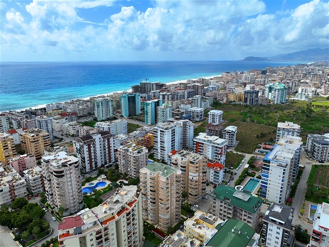 بنتهاوس واسع 3 + 1 في منطقة محمودلار