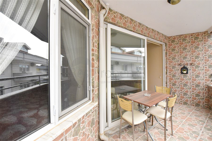 شقة 1+1 في منطقة أوبا على بعد 550 متر فقط من البحر 