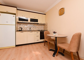 شقة 1+1 في منطقة أوبا على بعد 550 متر فقط من البحر 