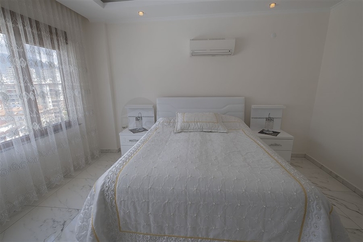 بنتهاوس 3+1 مطل على البحر في منطقة سيكجيلي