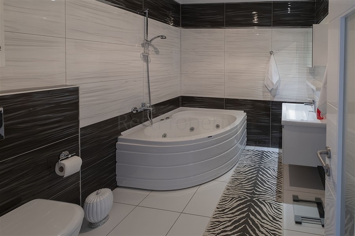 بنتهاوس 3+1 مطل على البحر في منطقة سيكجيلي