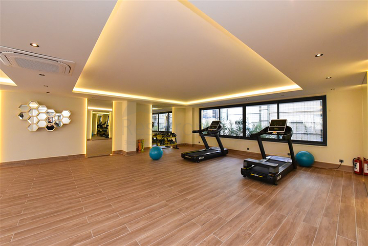 شقة 1+1 على بعد 300 متر فقط من شاطئ كليوباترا