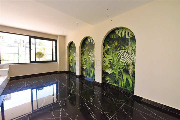 شقة 1+1 على بعد 300 متر فقط من شاطئ كليوباترا