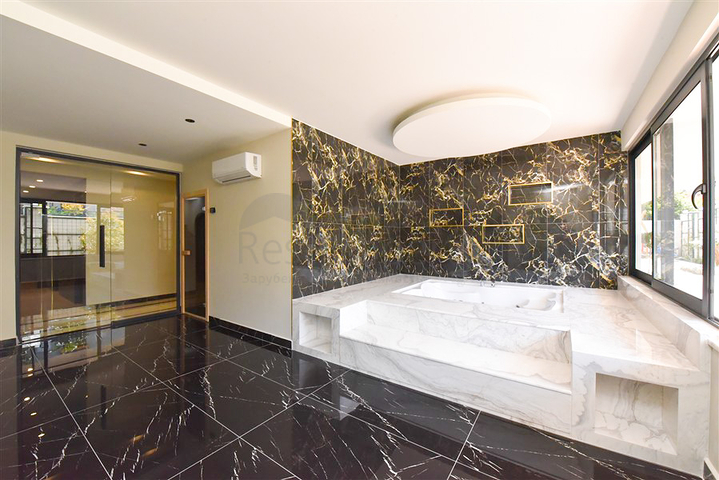 شقة 1+1 على بعد 300 متر فقط من شاطئ كليوباترا