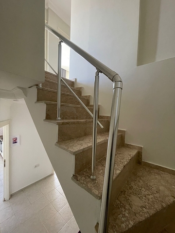 بنتهاوس 4 + 1 في مجمع مع الحد الأدنى من البنية التحتية في منطقة محمودلار