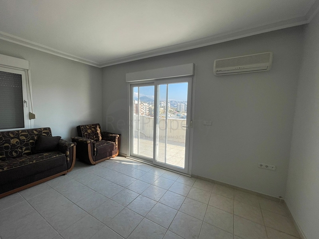 بنتهاوس 4 + 1 في مجمع مع الحد الأدنى من البنية التحتية في منطقة محمودلار