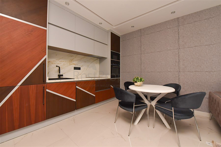 شقة مفروشة 1 + 1 على بعد 20 متر من البحر في منطقة أوبا