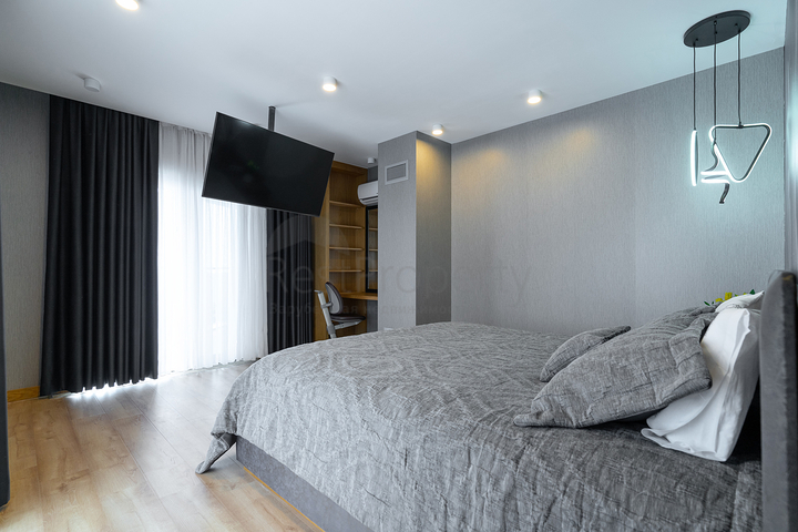 فيلا 4+1 في منطقة محمودلار 