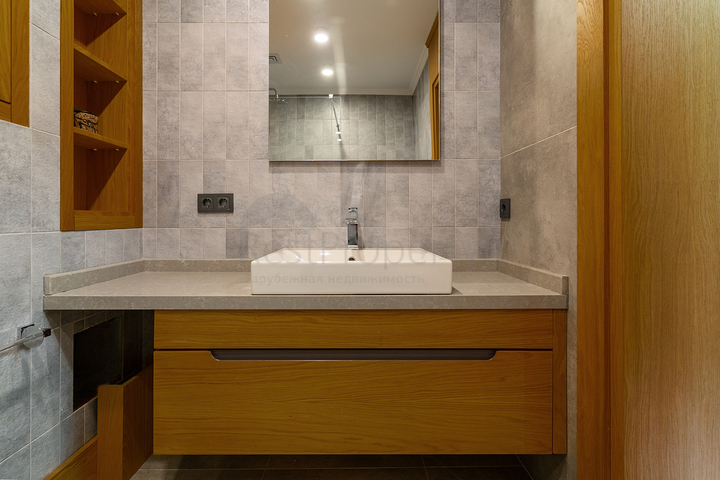 فيلا 4+1 في منطقة محمودلار 