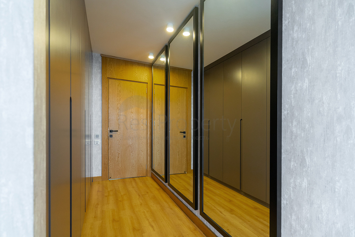 فيلا 4+1 في منطقة محمودلار 