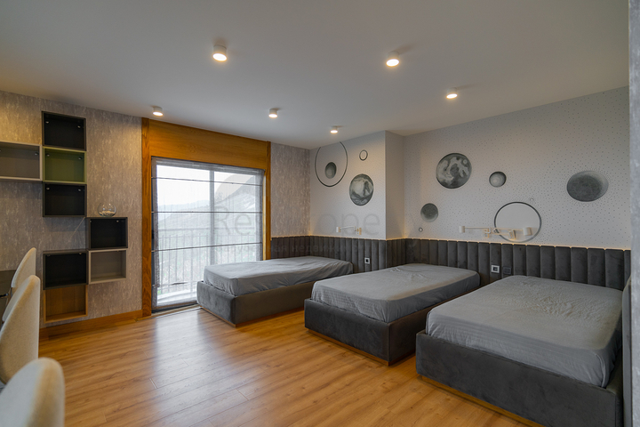 فيلا 4+1 في منطقة محمودلار 