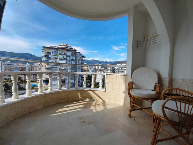 شقة عائلية 2+1 في منطقة توسمور