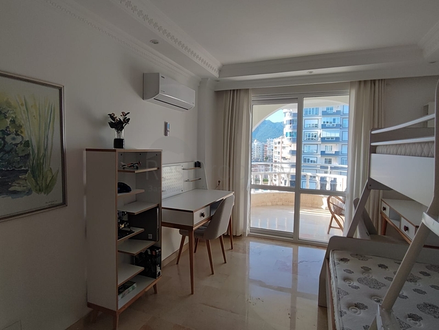 شقة عائلية 2+1 في منطقة توسمور