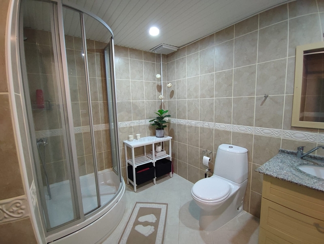 شقة عائلية 2+1 في منطقة توسمور