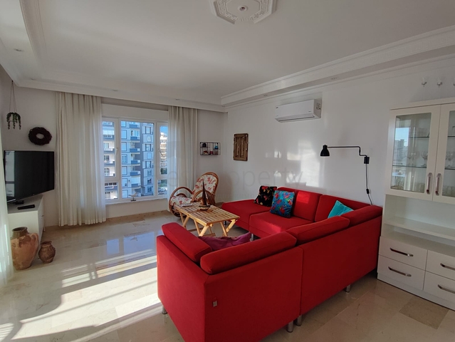 شقة عائلية 2+1 في منطقة توسمور