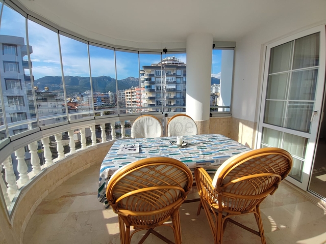 شقة عائلية 2+1 في منطقة توسمور