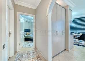 شقة 500 متر من البحر من المالك مع تخطيط 1 + 1 في منطقة توسمور  