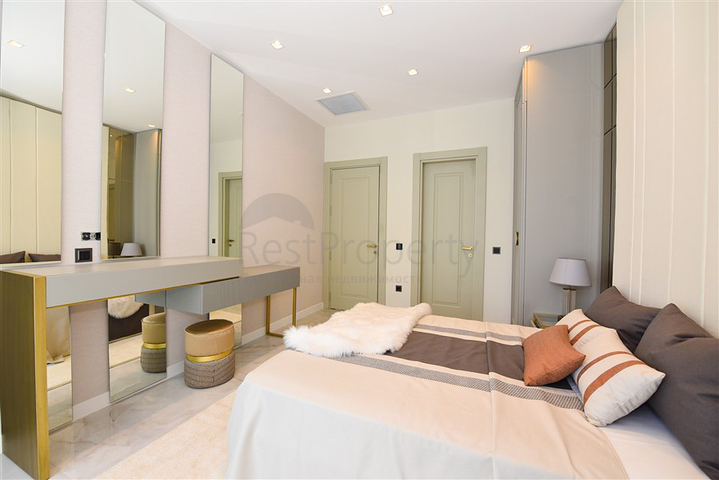 فيلا 4+1 مع إطلالة بانورامية على البحر 