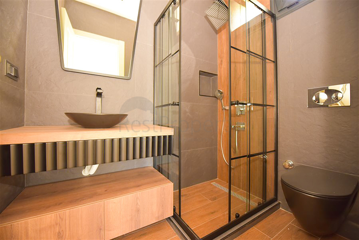 فيلا 4+1 مع إطلالة بانورامية على البحر 