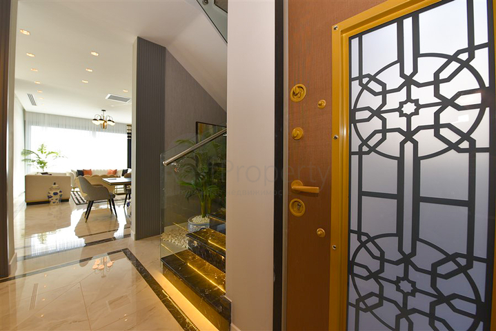 فيلا 4+1 مع إطلالة بانورامية على البحر 