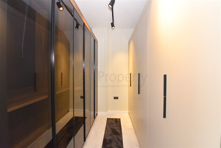 فيلا 4+1 مع إطلالة بانورامية على البحر 