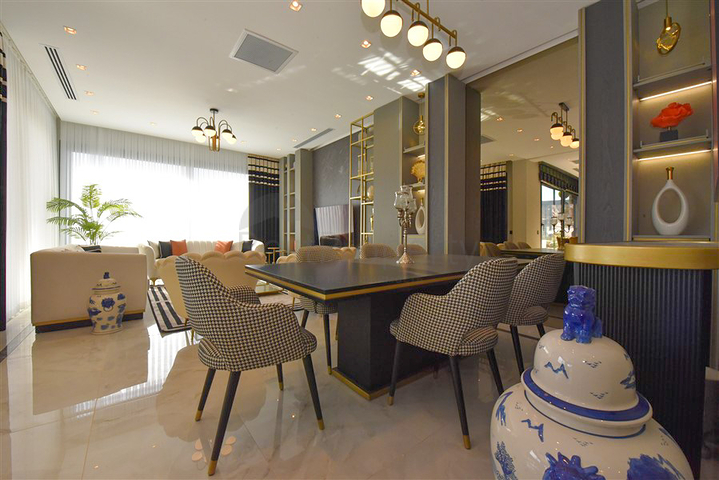 فيلا 4+1 مع إطلالة بانورامية على البحر 