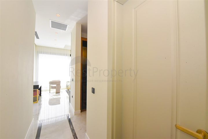 فيلا 4+1 مع إطلالة بانورامية على البحر 