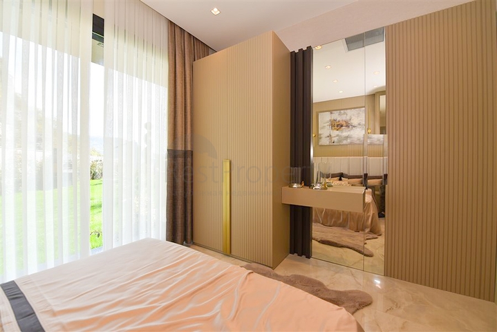 فيلا 4+1 مع إطلالة بانورامية على البحر 