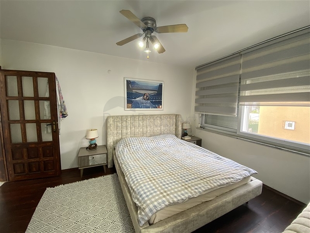 فيلا فسيحة 3 + 1 على بعد 250 متر من البحر في منطقة كوناكلي