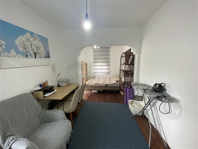 فيلا فسيحة 3 + 1 على بعد 250 متر من البحر في منطقة كوناكلي