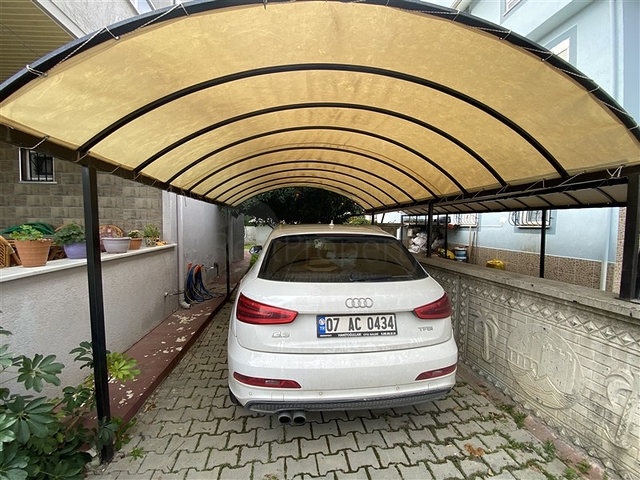 فيلا فسيحة 3 + 1 على بعد 250 متر من البحر في منطقة كوناكلي