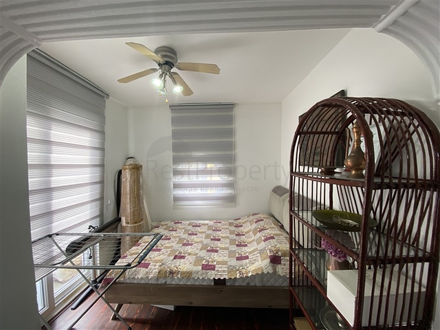 فيلا فسيحة 3 + 1 على بعد 250 متر من البحر في منطقة كوناكلي