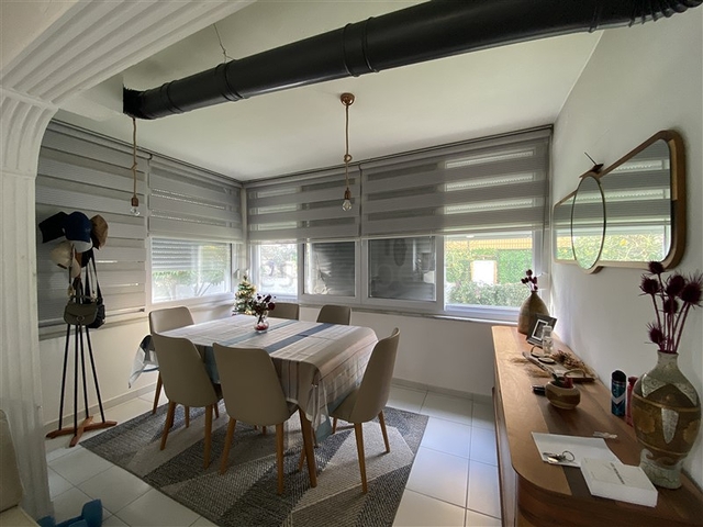 فيلا فسيحة 3 + 1 على بعد 250 متر من البحر في منطقة كوناكلي